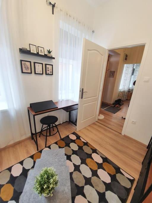 Andrea Apartman Miskolc Belvarosaban Εξωτερικό φωτογραφία